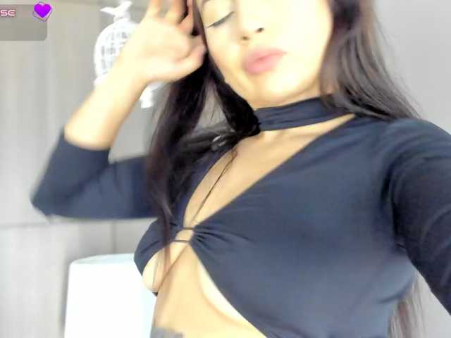 ZaraVesari live cam on BongaCams