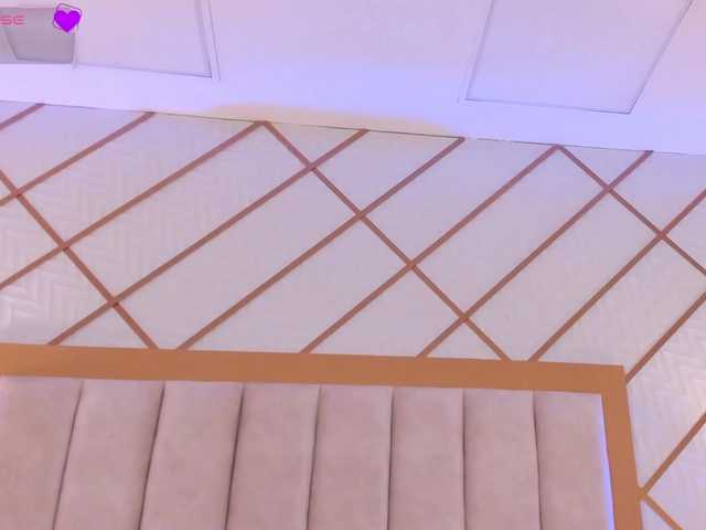 ZaraVesari live cam on BongaCams