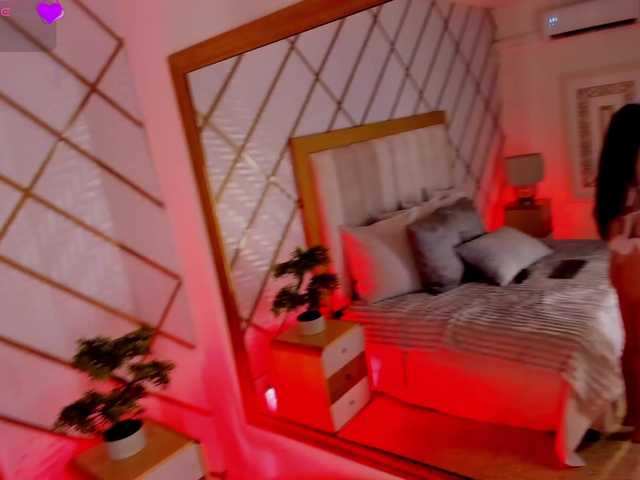 ZaraVesari live webcam show