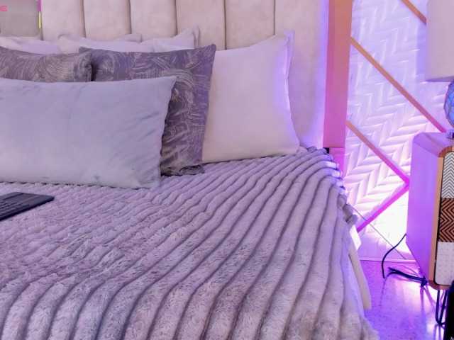 zaravesari live sex show