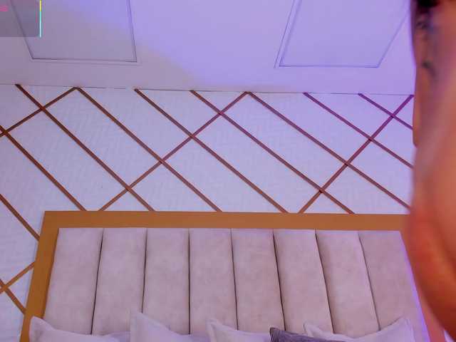 ZaraVesari live cam on BongaCams