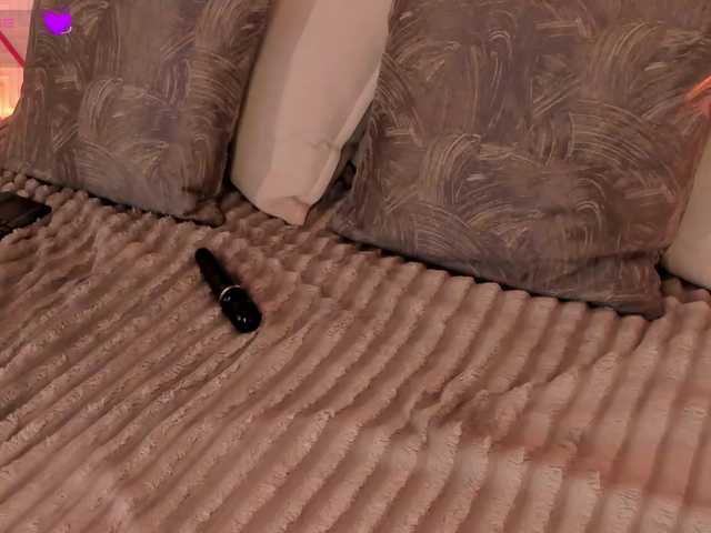 ZaraVesari live cam on BongaCams