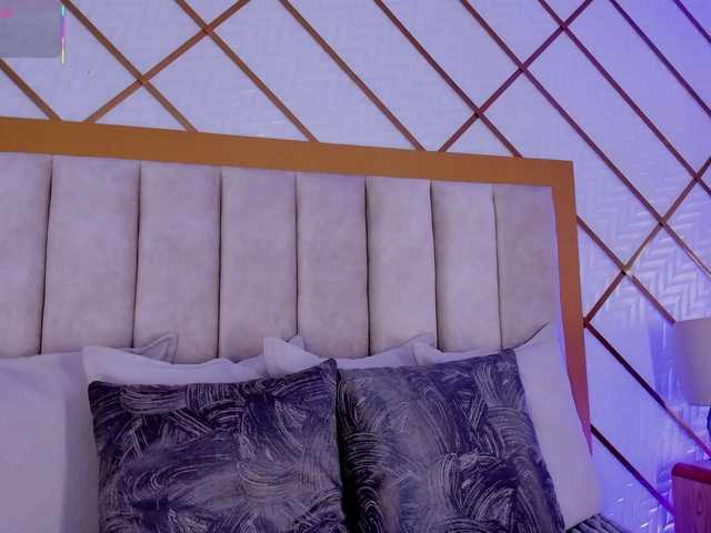 ZaraVesari live cam on BongaCams
