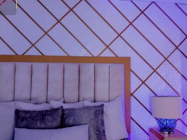 ZaraVesari live cam on BongaCams
