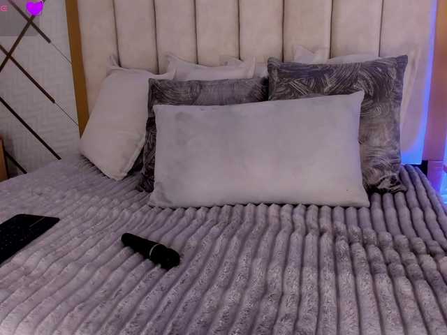 ZaraVesari live cam on BongaCams