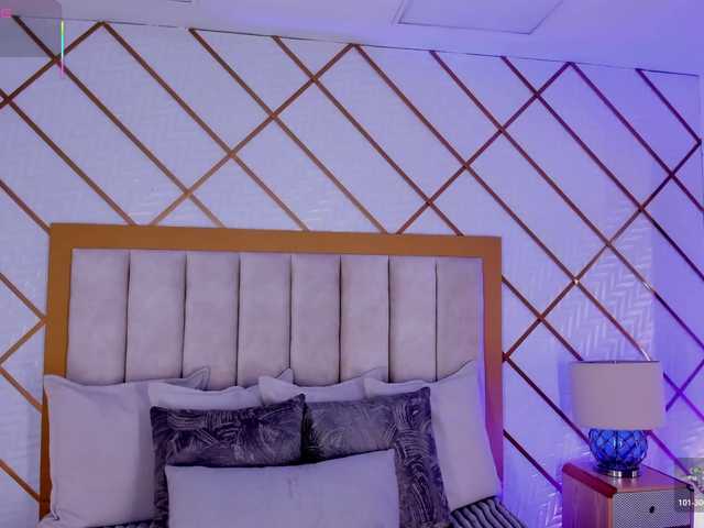 ZaraVesari live cam on BongaCams