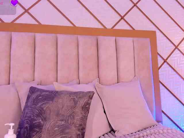 ZaraVesari Live Webcam on BongaCams