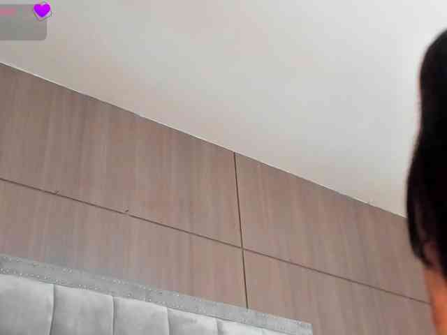 ZaraVesari's webcam live show