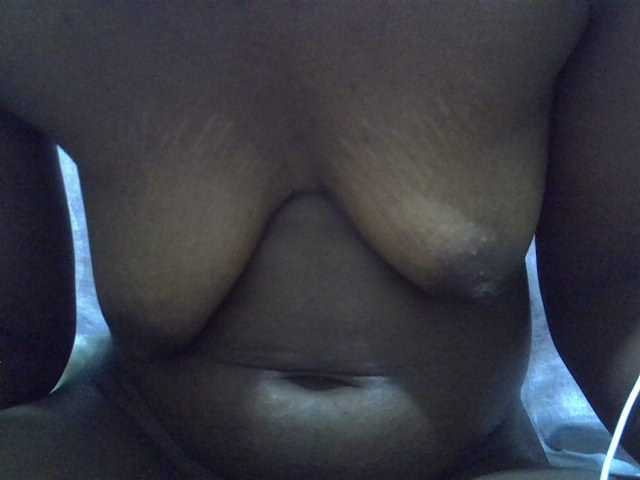 cudlecanvas live cam on BongaCams
