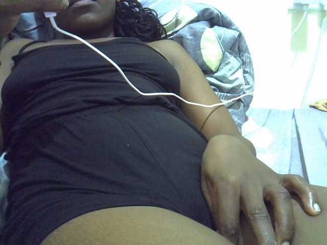 cudlecanvas live cam on BongaCams