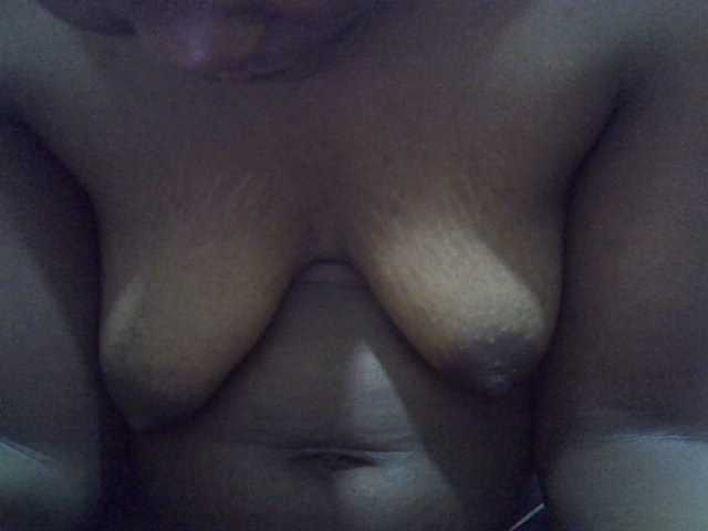 cudlecanvas live cam on BongaCams