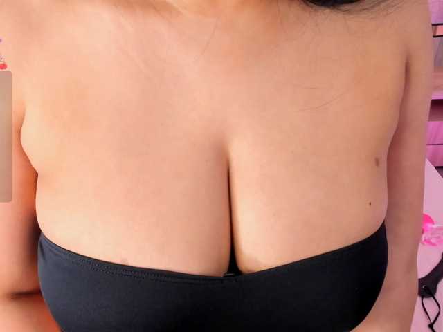 le modèle ZamaraSweet est en webcam porno dans un show sur le site bongacams, il possède les tags suivants: Latino/Hispanic,Brunette,Shaved