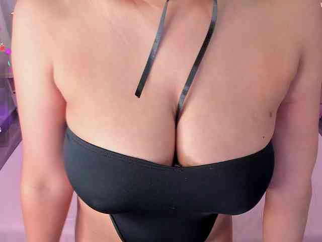 ZamaraSweet webcam