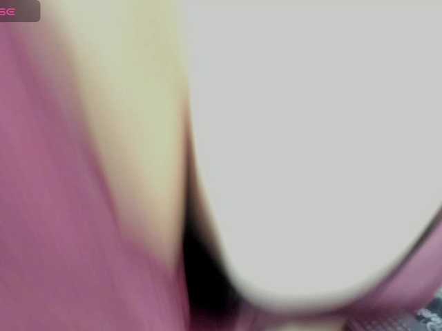 Kloe22 live cam on BongaCams