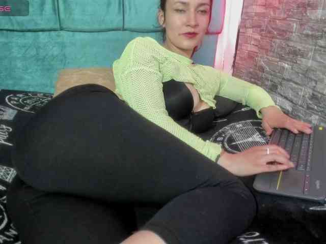 Kloe22 webcam