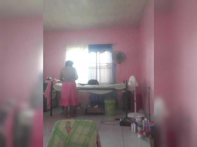 Eirondra-valeen's BongaCams show and profile