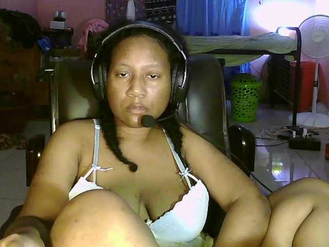 Eirondra-valeen Live Cam on BongaCams