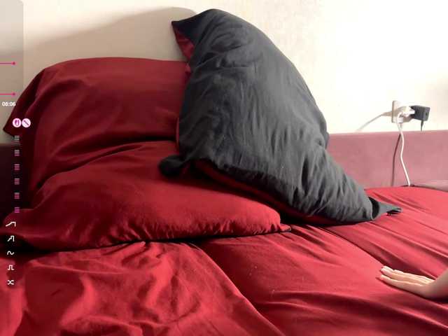 CalandraGalapon live cam on BongaCams