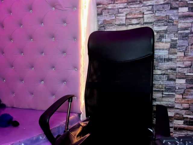 VeronicaCream live cam on BongaCams