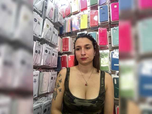 RousseHills live webcam show