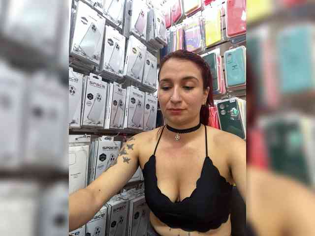 RousseHills Live Webcam on BongaCams