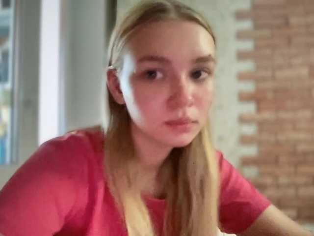 HerminiaLanting live cam on BongaCams