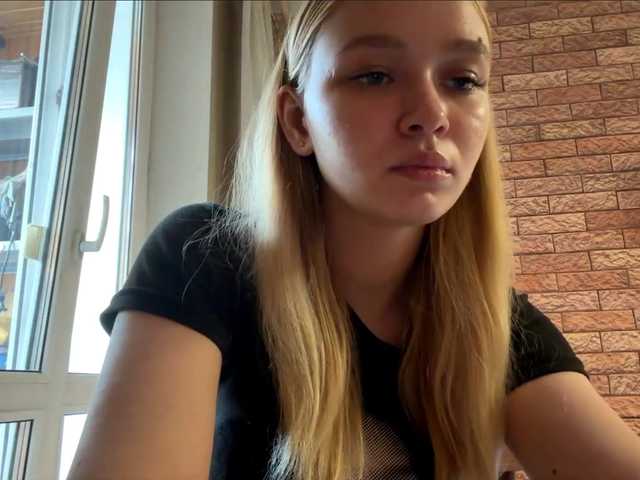 HerminiaLanting live cam on BongaCams
