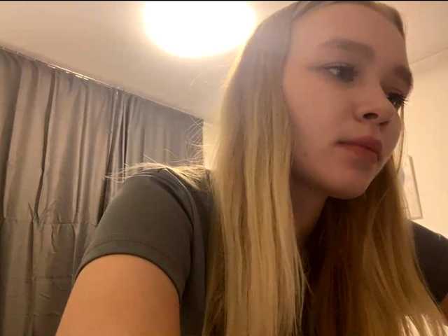 HerminiaLanting's BongaCams show and profile