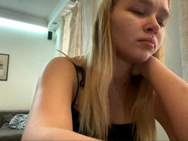 HerminiaLanting's BongaCams show and profile
