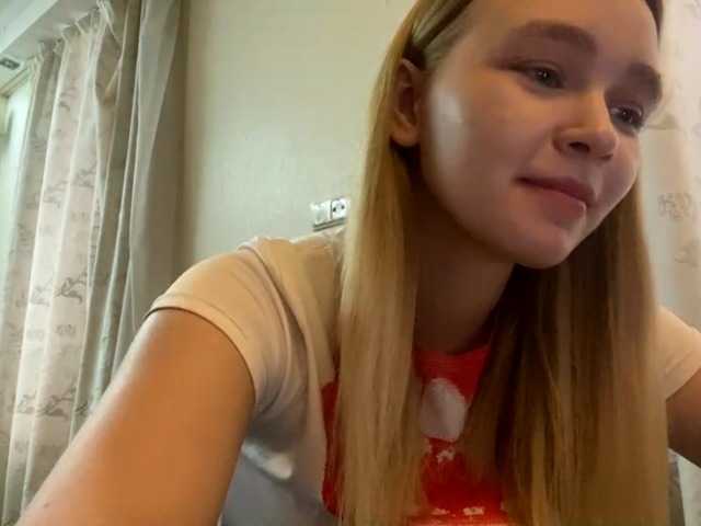 HerminiaLanting's BongaCams show and profile