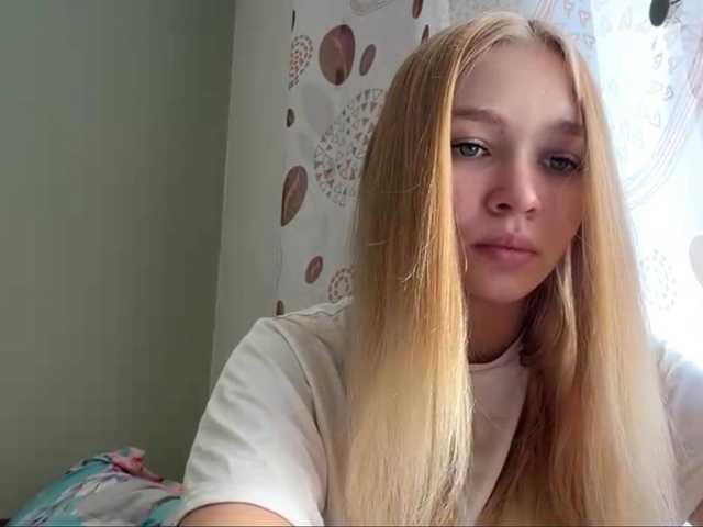 HerminiaLanting live cam on BongaCams
