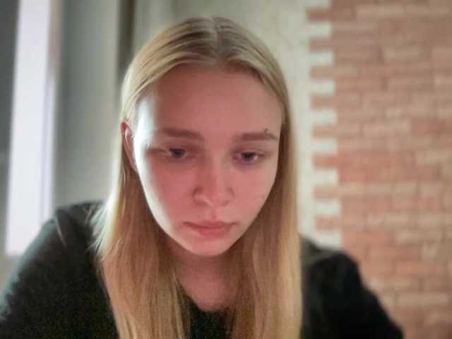 HerminiaLanting live cam on BongaCams