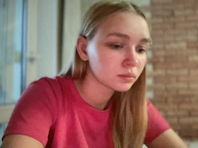 HerminiaLanting live cam on BongaCams