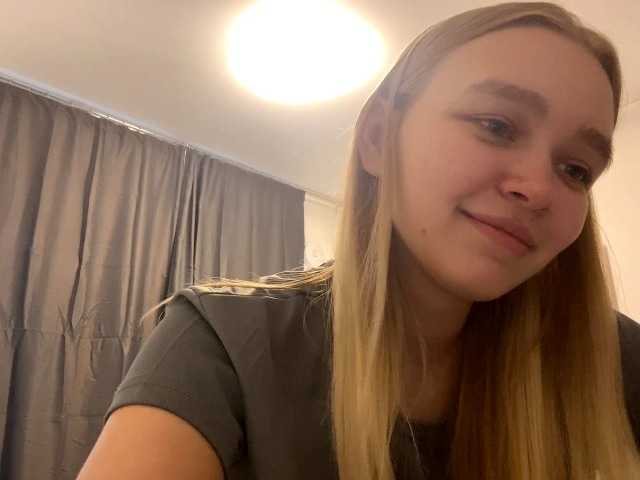 HerminiaLanting's BongaCams show and profile