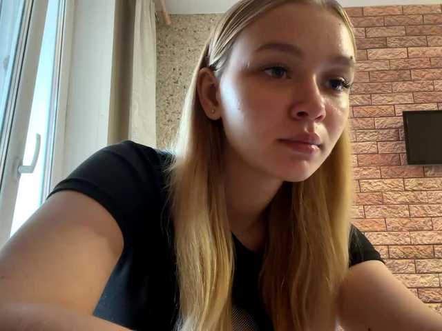 HerminiaLanting live cam on BongaCams