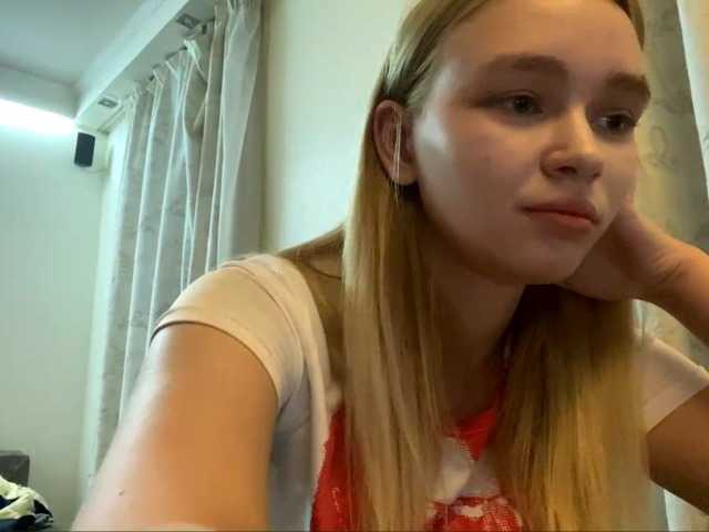 HerminiaLanting's BongaCams show and profile