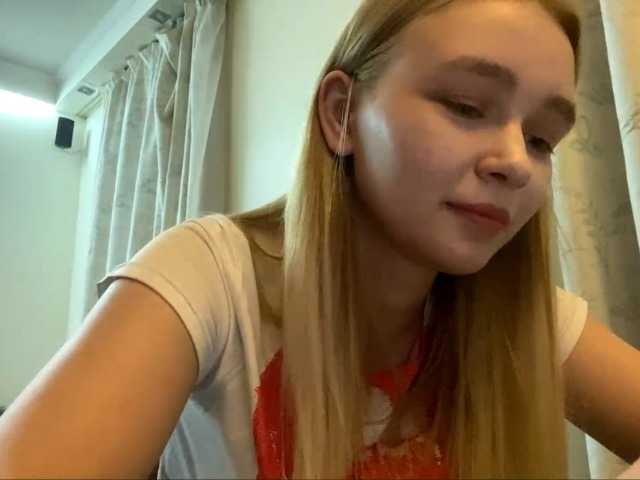 HerminiaLanting's BongaCams show and profile