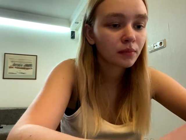 HerminiaLanting's BongaCams show and profile