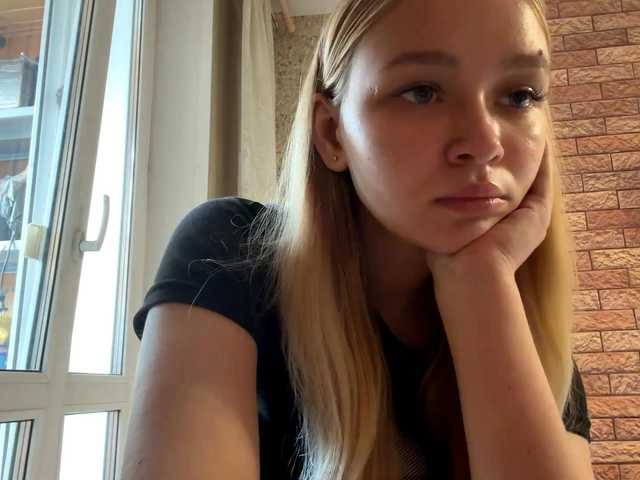 HerminiaLanting live cam on BongaCams