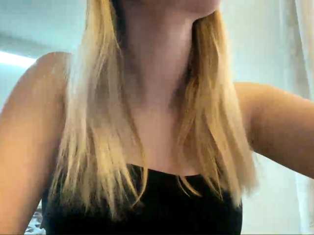 HerminiaLanting's BongaCams show and profile