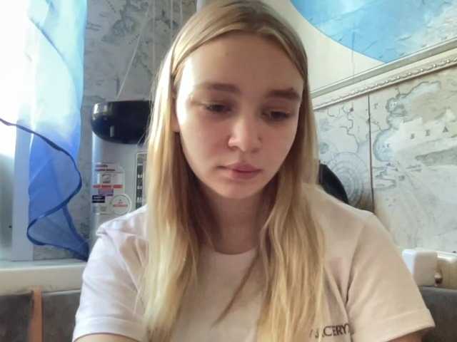 HerminiaLanting live cam on BongaCams