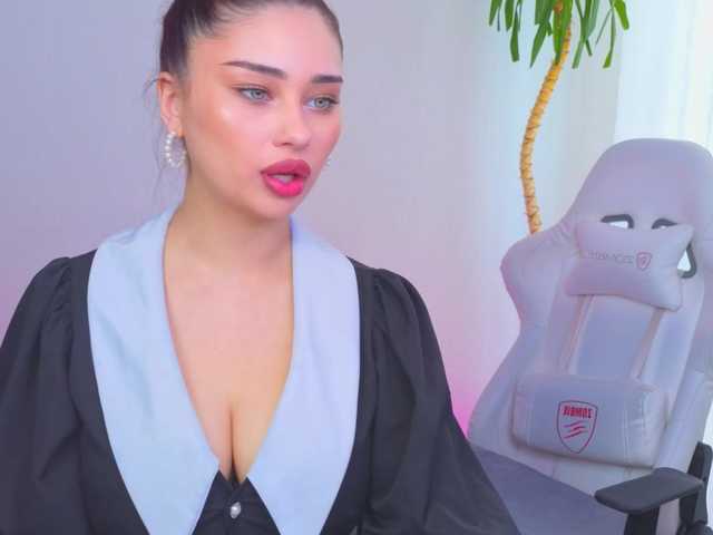 модель Lizattt