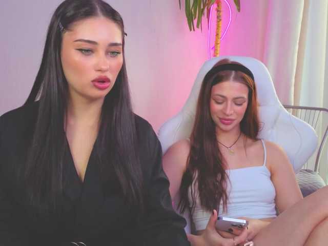 Lizattt's BongaCams show and profile