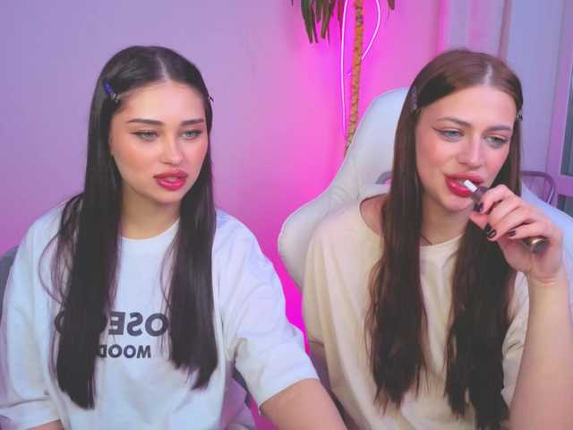 Lizattt's BongaCams show and profile