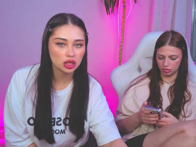 Lizattt's BongaCams show and profile