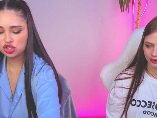 Lizattt's BongaCams show and profile