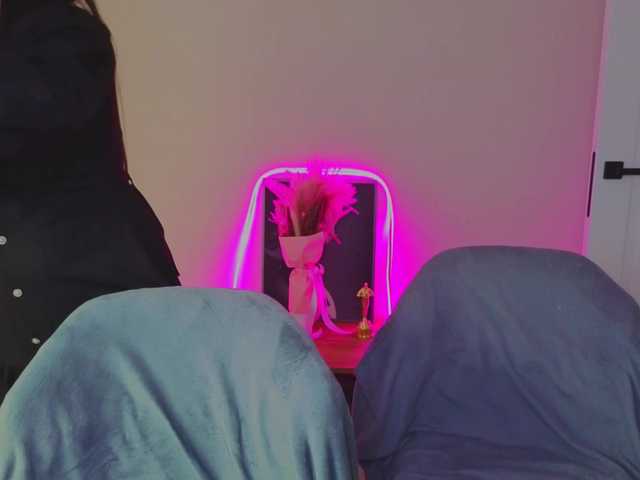 Lizattt live cam on BongaCams