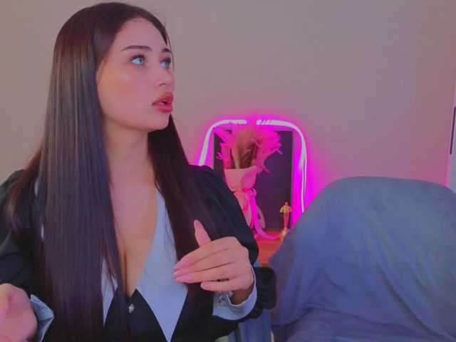 Lizattt live cam on BongaCams