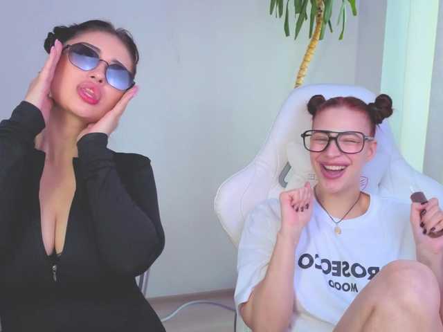 Lizattt's BongaCams show and profile