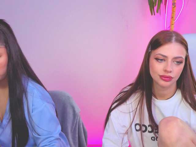 Lizattt's BongaCams show and profile